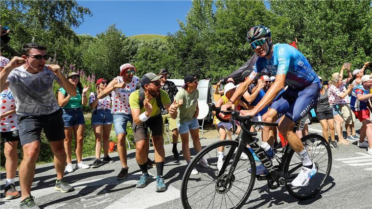 Nach Sturz: Ex-Tour-Champion Froome erfolgreich operiert Chris Froome hat bei einem Trainingsunfall mehrere Knochenbrüche erlitten. (Archivbild)