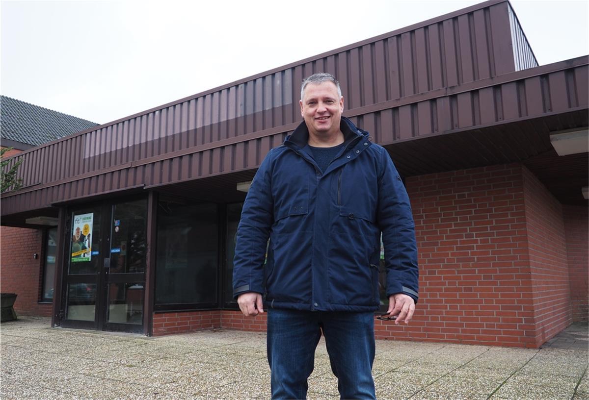 Fitnessstudio in Burhave: Startschuss fällt Ende Februar Christian Langhardt eröffnet im Februar ein Fitnessstudio im alten Schlecker-Markt an der Butjadinger Straße in Burhave.