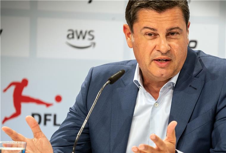 Keine Gästefans und kein Bier: DFL legt Konzept vor Christian Seifert, Vorsitzender der Geschäftsführung der DFL, hat das Konzept für eine Rückkehr von Stadion-Zuschauern vorgestellt.