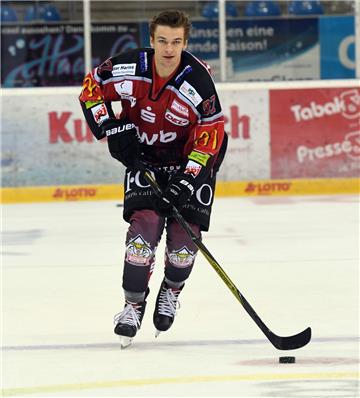 Christoph Körner bekommt eine Förderlizenz für die Dresdner Eislöwen in der DEL2.