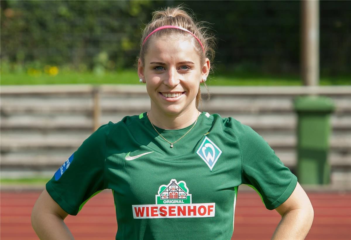 Cindy König verlässt Werder mit gemischten Gefühlen Cindy König verlässt Werder Bremen nach 13 Jahren
