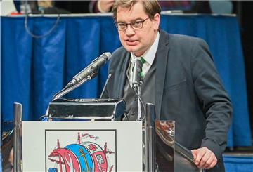 Claudius Kaminiarz, Stadtverordneter der Grünen, wirft dem Magistrat „rechtlich bedenkliches Verhalten vor.