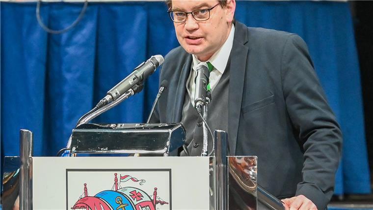 Neue Schulen: Bremerhaven muss auf Container setzen Claudius Kaminiarz, Stadtverordneter der Grünen, wirft der Koalition Versagen vor.