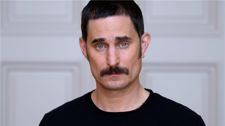 Clemens Schick spielt im Film den Staatsanwalt.