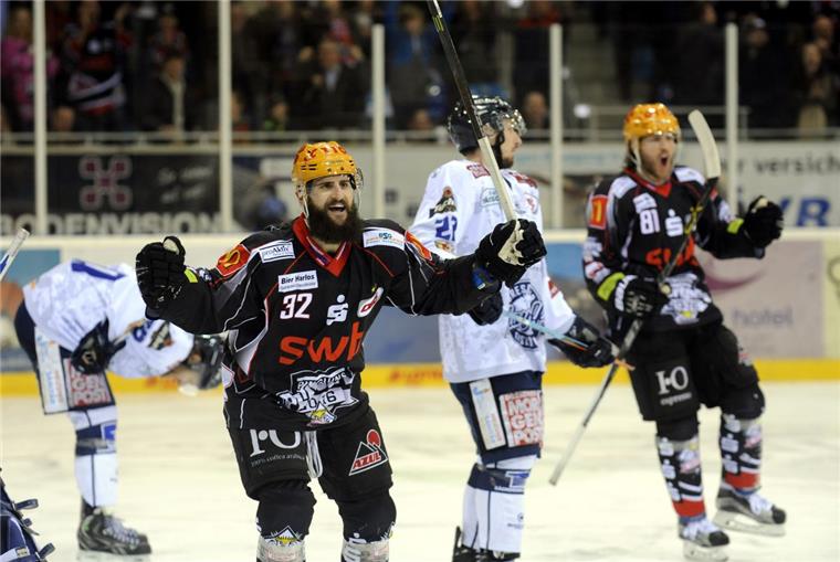 Zusammengefasst! Das war der Freitag im nord24-Land Cody Lampl und seine Kollegen von den Fischtown Pinguins jubeln künftig erstklassig.