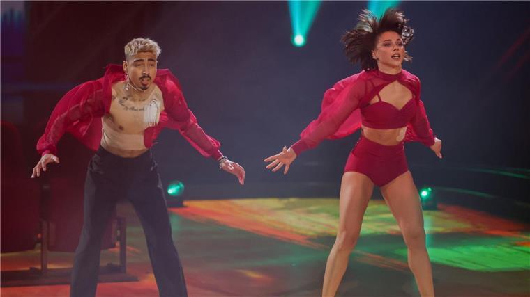 Tony Bauer steigt bei „Let’s Dance“ aus Comedian Tony Bauer trat bei der RTL-Show „Let’s Dance“ zusammen mit Profitänzerin Anastasia Stan an.