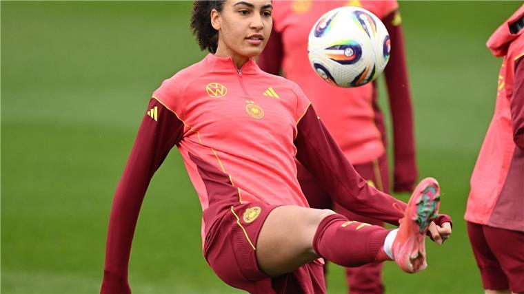 Cora Zicai muss vorzeitig vom DFB-Team abreisen.