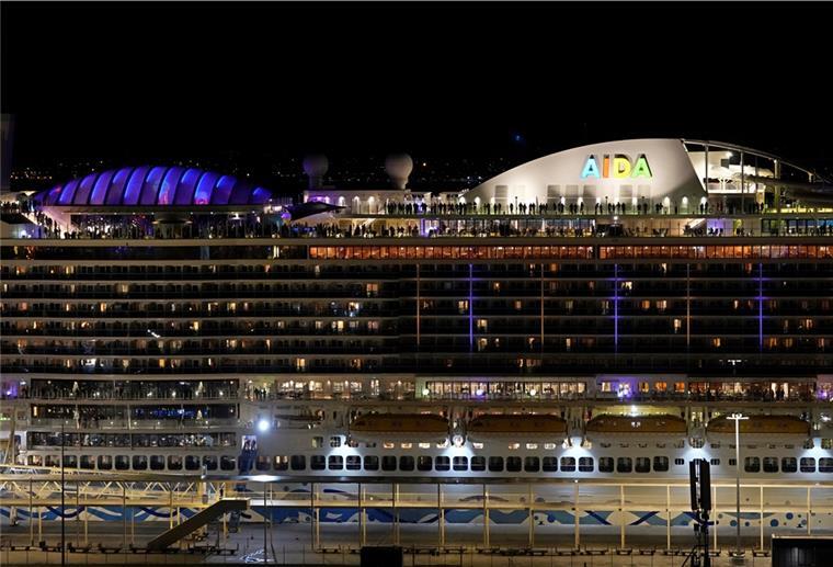 Corona hält ein Kreuzfahrtschiff der deutschen Reederei Aida Cruises mit mehr als 4000 Menschen an Bord seit Tagen in Lissabon fest.