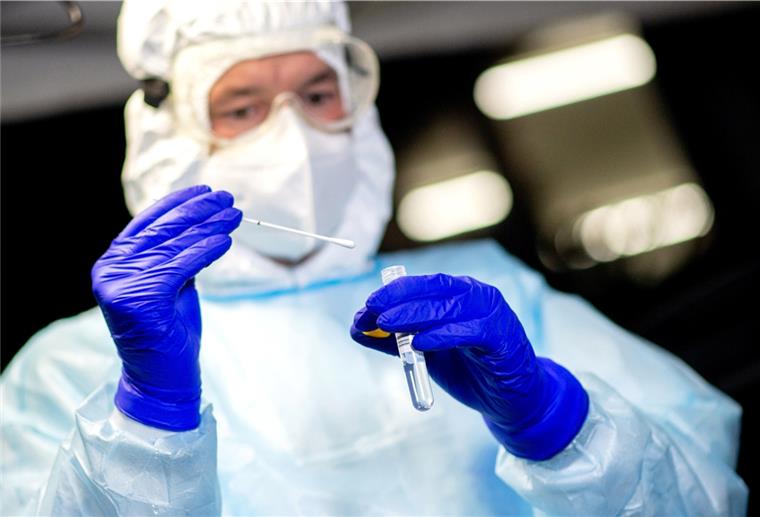Corona bei Deutsche See: Insgesamt acht Mitarbeiter positiv getestet Corona-Infektion bei der Deutsche See: Alle Mitarbeiter werden prophylaktisch getestet.