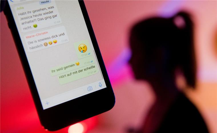 Cybermobbing ist auch an der Schulen der Wesermarsch ein großes Thema.