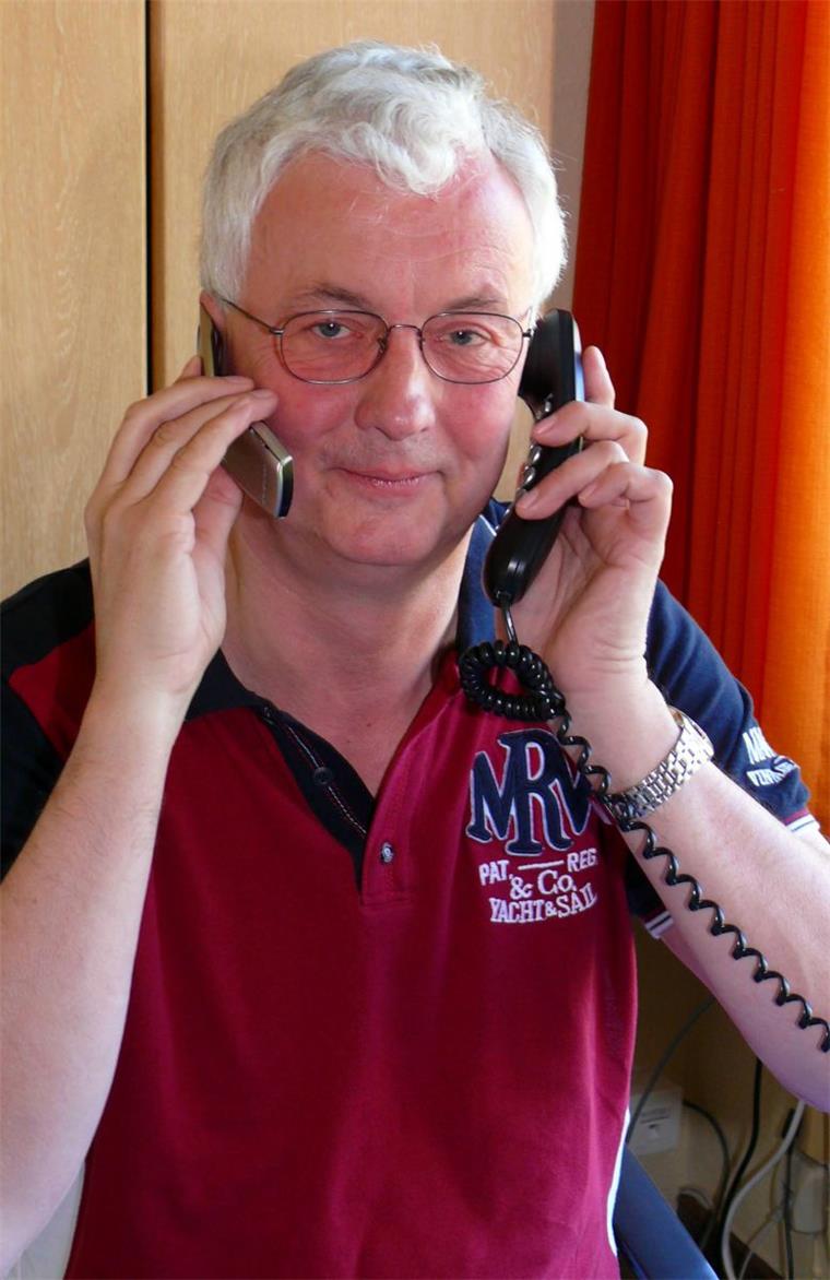 Da das Festnetztelefon einen Knoten in der Leitung hatte, war die Grundschule Lunestedt und ihr Schulleiter Dieter Henken längere Zeit nur über Handy zu erreichen.