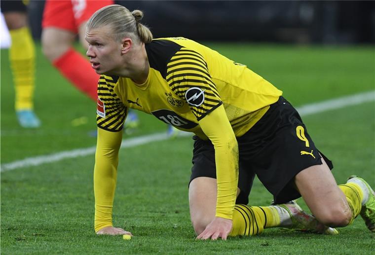 Bundesliga: Herber Rückschlag für Dortmund Da ist nicht nur Erling Haaland am Boden zerstört. Borussia Dortmund ist an RB Leipzig kläglich gescheitert.