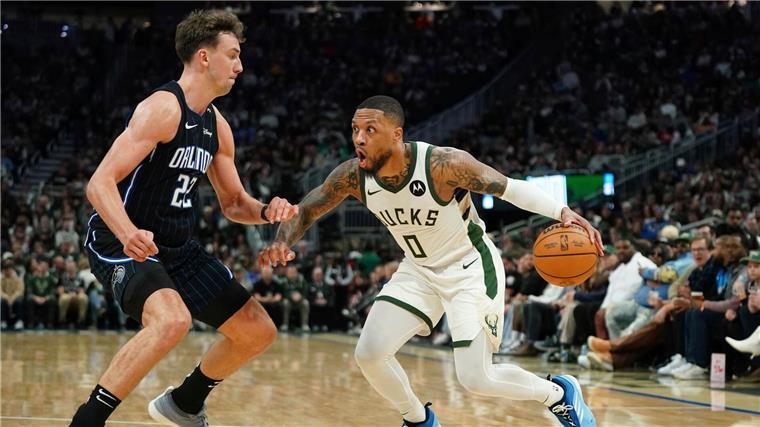 Schnelle Heilung nach Thrombose: NBA-Star wieder fit Damian Lillard in Aktion.