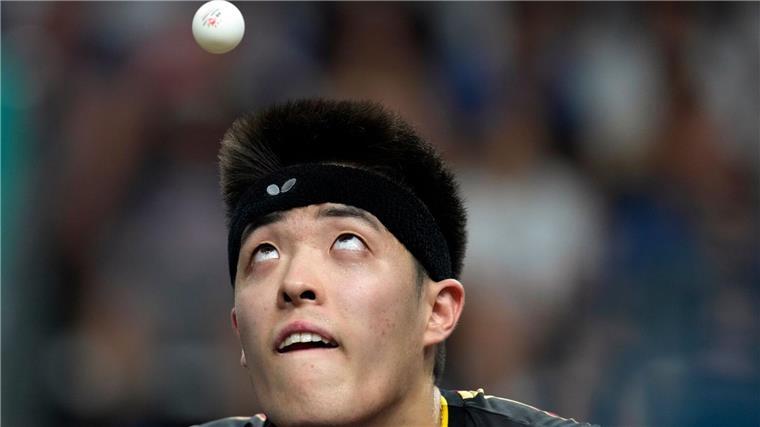 Tischtennis-Europameister Dang Qiu bei Olympia ausgeschieden Dang Qiu tritt mit Deutschland noch im Mannschaftswettbewerb an.