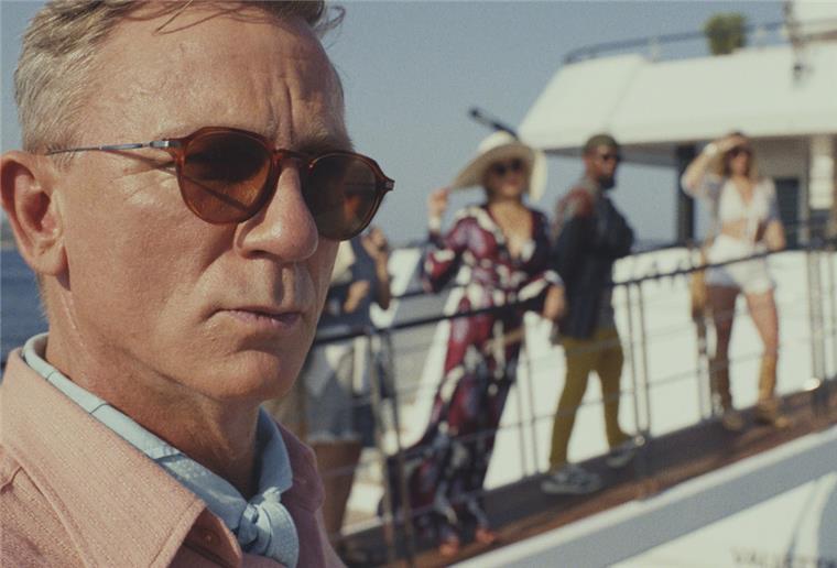 "Knives Out"-Fortsetzung mit Daniel Craig läuft im Dezember Daniel Craig in "Glass Onion: A Knives Out Mystery"