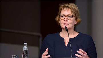 Daniela Behrens (SPD), Innenministerin Niedersachsen, spricht beim Niedersächsischen Städtetag.
