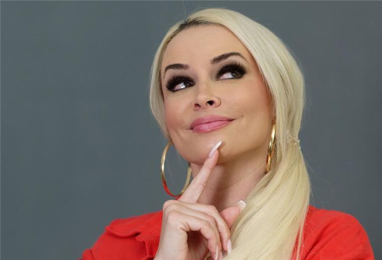 Katzenberger möchte sich mit 40 für den „Playboy“ ausziehen Daniela Katzenberger hat noch eine Rechnung offen.
