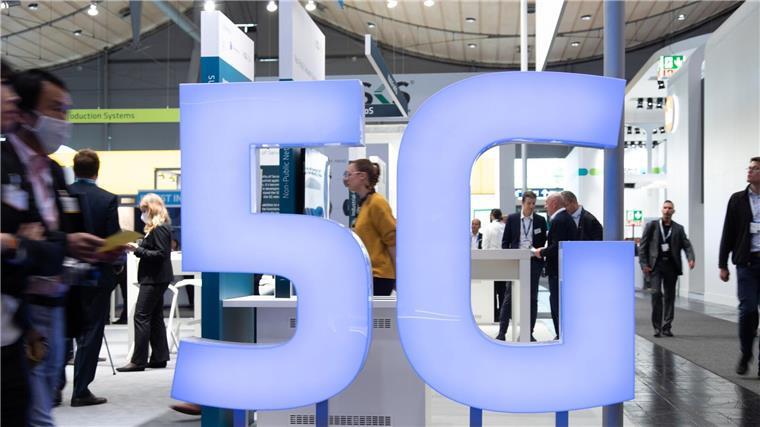 5G in Deutschland erreicht fast die komplette Bevölkerung Das 5G-Netz wird in Deutschland von immer mehr Menschen genutzt.