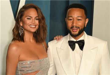 Das amerikanische Model Chrissy Teigen und ihr Ehemann John Legend kommen erwarten das dritte Kind.