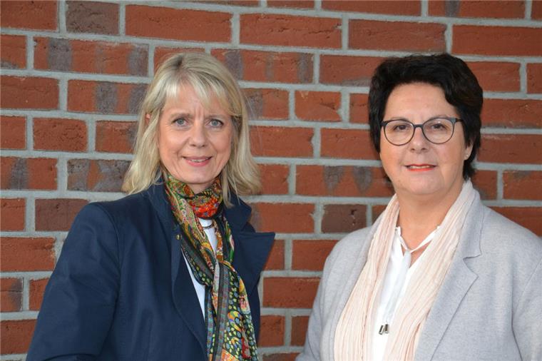 Das Amt der Präsidentin des Soroptimist-Clubs Bremervörde-Zeven hat Marina Schomacker vor wenigen Tagen von Marlies Holst (rechts) übernommen. Gemeinsam blicken sie auf das Ehrenamt.