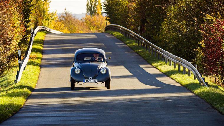 Ältester VW Käfer der Welt fährt wieder Das Auto erreicht theoretisch bis zu 100 Stundenkilometer.