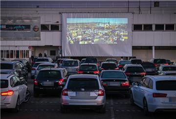 Das Autokino von Manuel Rohlfs Weser Stage startet auf dem Metro-Gelände in Debstedt.