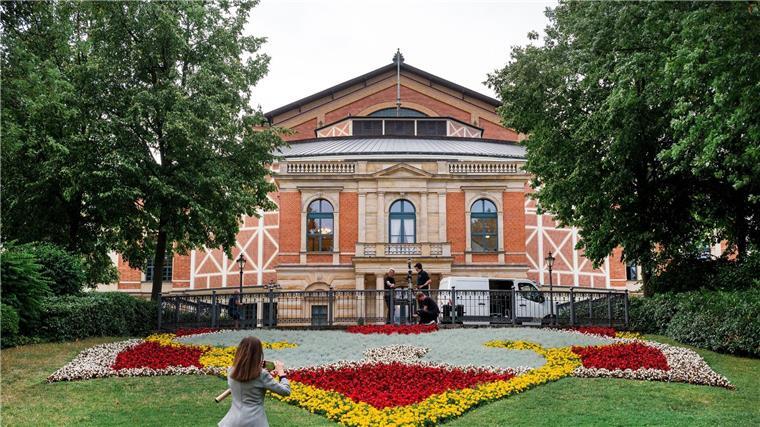 Schicksalsjahr auf dem Grünen Hügel Das Bayreuther Festspielhaus.