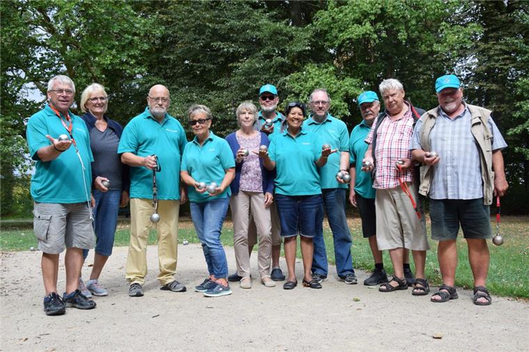 Boule wird in der Wesermarsch immer beliebter Das Bouleteam des Betriebssportverbands Nordenham