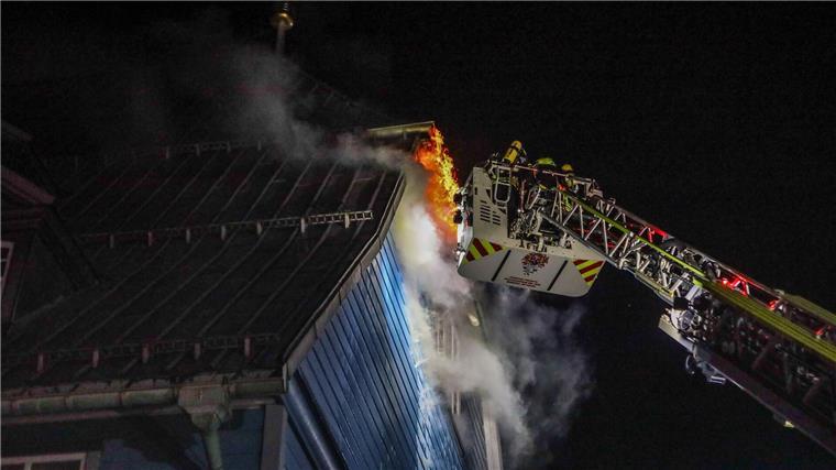Das Brandgutachten bestätigt: Das Feuer war Brandstiftung. (Archivbild)