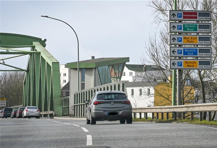 Bremerhavens Parkleitsystem seit längerem defekt Das Bremerhavener Parkleitsystem - hier in der Grimsbystraße - ist defekt.