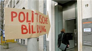 Das Budget der Landeszentrale für politische Bildung soll mehr als verdoppelt werden. (Archivbild)