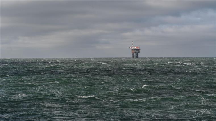 Das Bundesamt für Seeschifffahrt und Hydrographie (BSH) verzeichnete im Frühjahr außergewöhnlich hohe Wassertemperaturen in Nordsee und Ostsee (Archivbild).