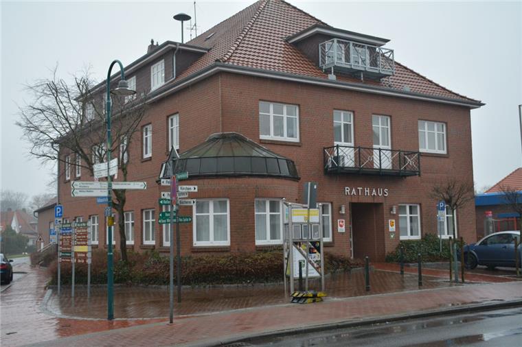 Butjadingen: Bürgermeisterin Ina Korter tritt zurück Das Burhaver Rathaus.