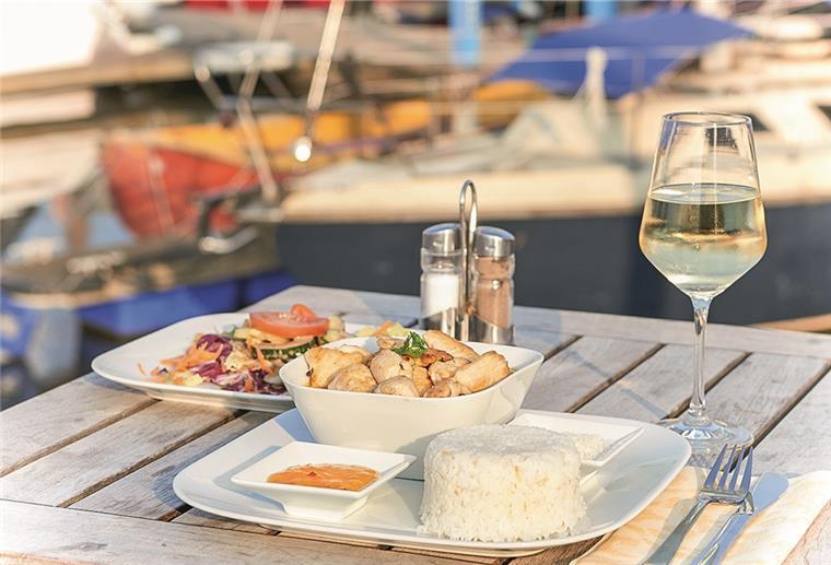 Café & Bistro Übersee
