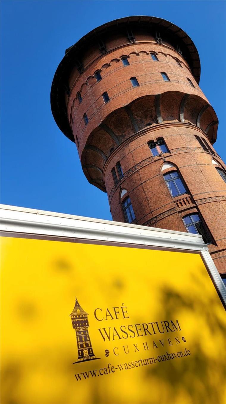 Für Schleckermäuler: Im Café Wasserturm Cuxhaven gibt es Schweizer Leckereien Das Café Wasserturm in Cuxhaven.