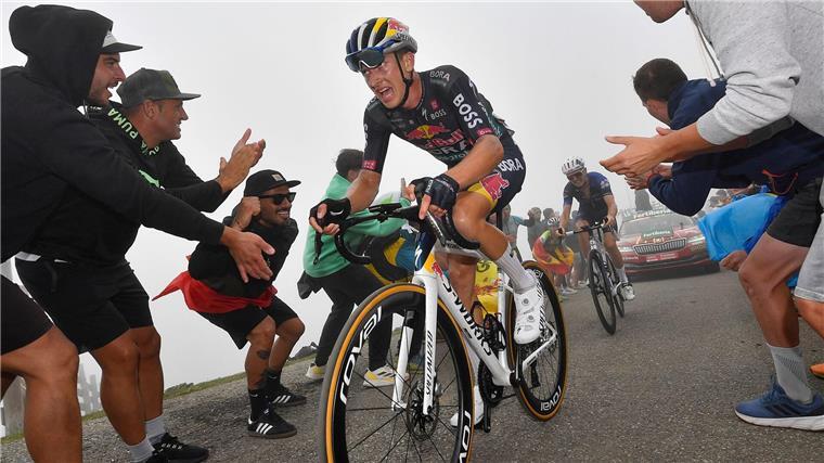 Das deutsche Rad-Talent Florian Lipowitz bei der diesjährigen Vuelta - die Auflage im kommenden Jahr startet in Turin. 