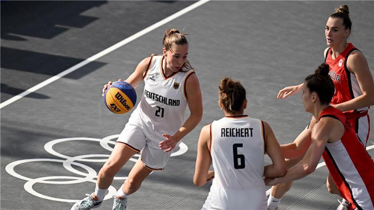 Zwei Siege an einem Tag für 3x3-Basketballerinnen Das deutsche Team gewann am Morgen.