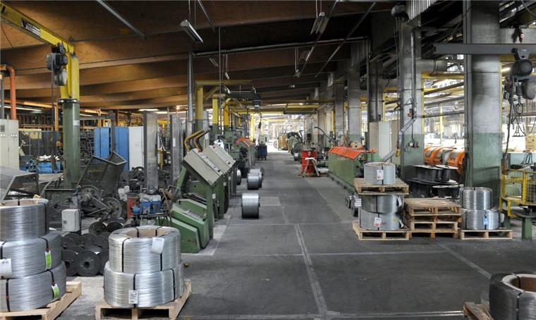 Schock am Dienstag: Das Drahtseilwerk in Bremerhaven-Grünhöfe schließt zum 1. Oktober.