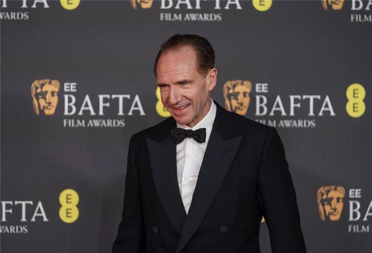 Bafta-Verleihung: „Konklave“ als Bester Film ausgezeichnet Das Drama „Konklave“ erhielt vier Preise. Hauptdarsteller Ralph Fiennes ging allerdings leer aus.