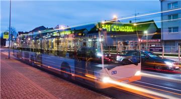 Das Fahren mit Bussen wie diesem sollten kostenlos sein, findet unser Redakteur.