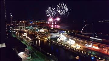 Das Feuerwerk am späten Abend zählte sicherlich zu den Höhepunkten des Fests. 