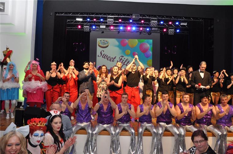 Ellwürder Karneval: Die schrillste Party des Jahres in Nordenham Das Finale der großen Karnevalsshow des Ellwürder Bürgervereins.