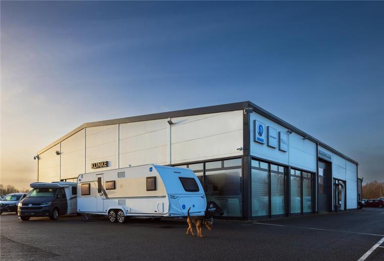 Klinke Caravaning: Hier können Kunden die Freiheit auf Rädern entdecken Das Firmengelände von Klinke Caravaning in Loxstedt-Stotel.