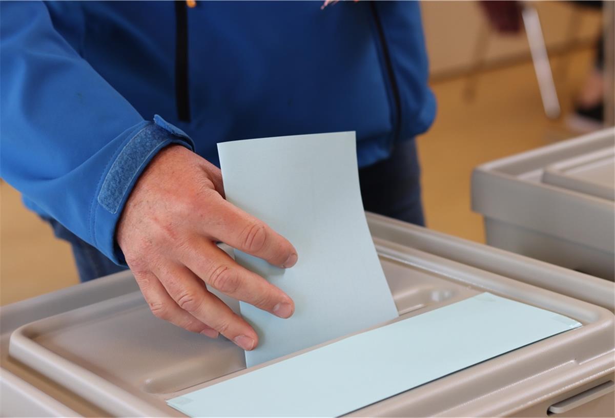 Wahl in Tarmstedt: SPD-Mann wirbt für Unabhängigen Das Foto zeigt Bernd Sievert (SPD) am 12. September bei der Stimmabgabe. Er scheiterte mit seiner Kandidatur in Tarmstedt und will jetzt Moje wählen.