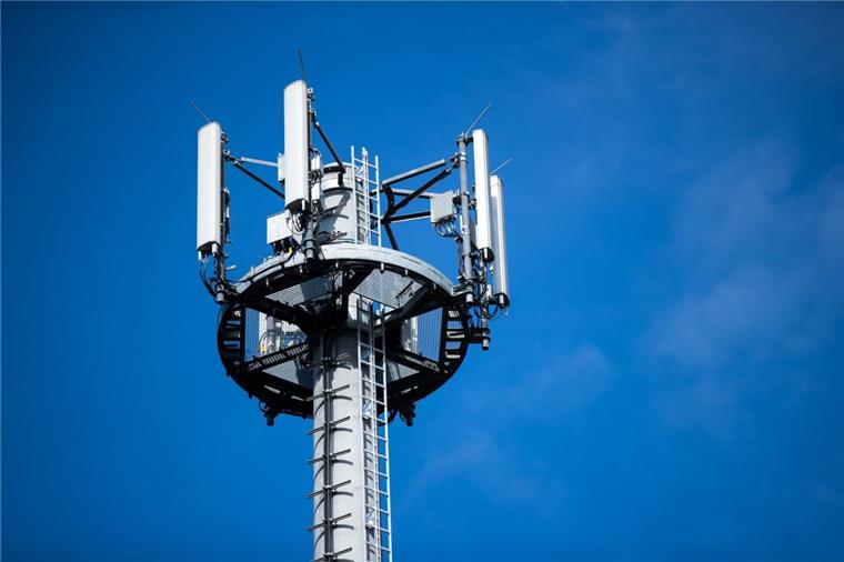 Planer ermitteln Mobilfunklöcher in der Wesermarsch Das größte Mobilfunkloch gibt es dem Planungsbüro zufolge in der mittleren Wesermarsch. Aber auch im Norden des Landkreises besteht Handlungsbedarf.