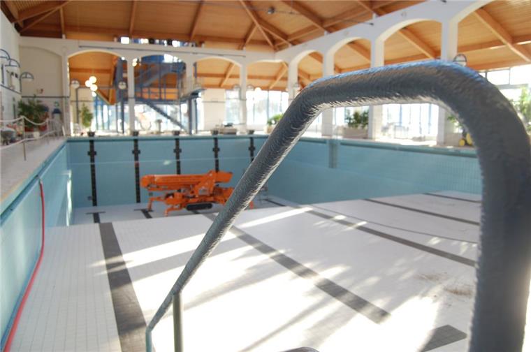 Entscheidung gefallen: Nordenhamer Störtebeker-Bad schließt für knapp sieben Wochen Das Hauptbecken des Störtebekerbads. Von Anfang November bis Weihnachten wird hier kein Schwimmbetrieb möglich sein.