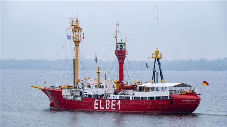 „Elbe 1“ hat Stralsund nach Restaurierung verlassen Das historische Feuerschiff „Elbe 1“ hat Stralsund verlassen.