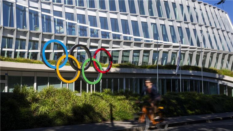 Weitere Olympia-Startplätze für Russen - Judokas abgelehnt Das IOC hat weitere Sportler aus Russland und Belarus eingeladen, bei Olympia unter neutraler Flagge zu starten.