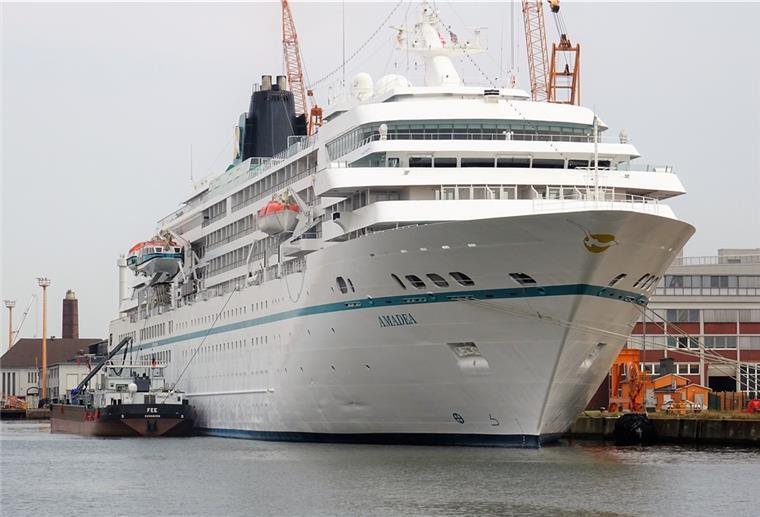 Das Kreuzfahrtschiff „Amadea“ im Hafen.