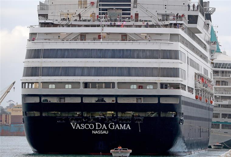 „Vasco da Gama“ liegt in Bremerhaven Das Kreuzfahrtschiff „Vasco da Gama“